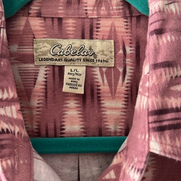 Cabelas Men's Pink Button Up Long Sleeve 100% Cotton Shirt - Picture 2 of 3